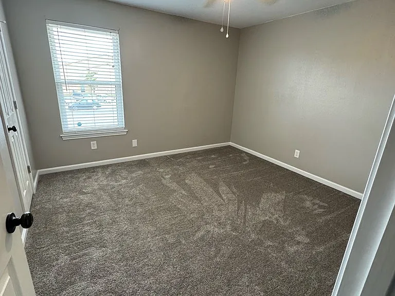 1318 Harless Ave — Photo 8