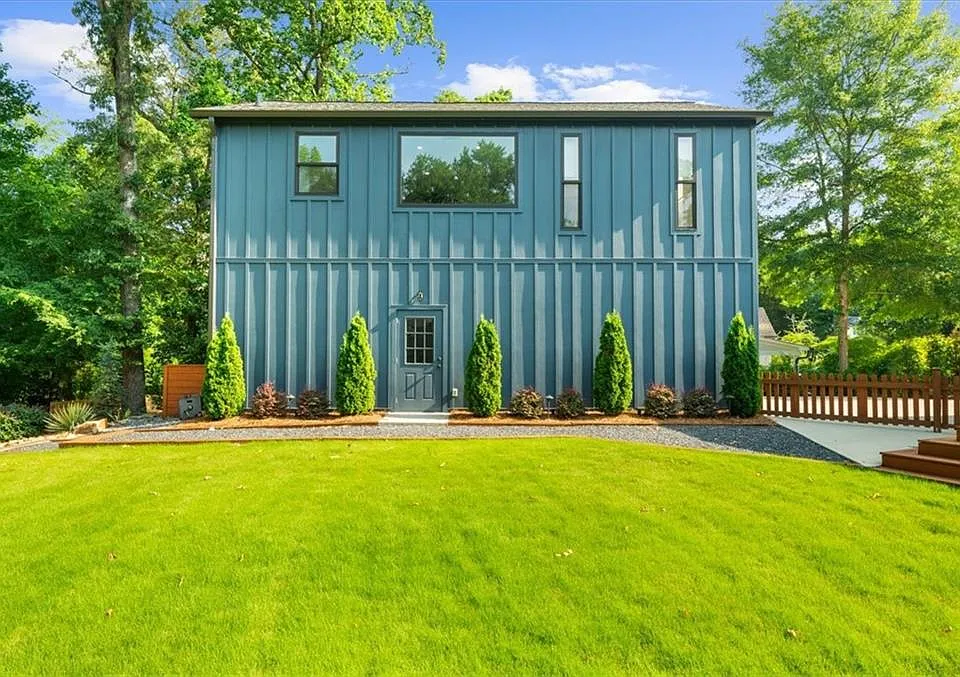 1871 Dyer Cir