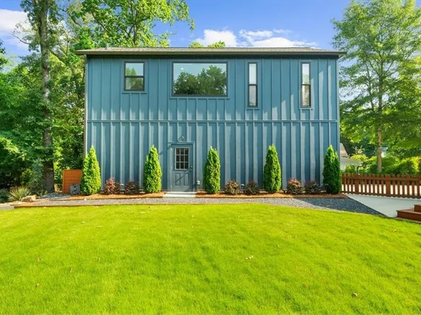 1871 Dyer Cir, Chamblee, GA 30341