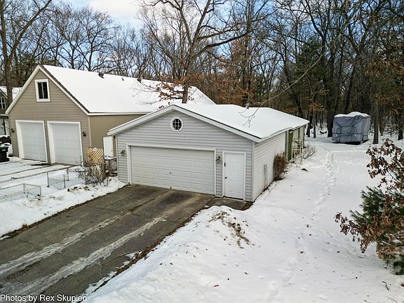 2nd image of 8451 S Pine Point Dr