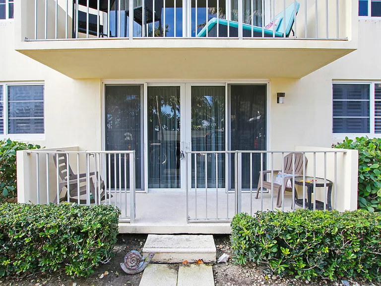 630 Ocean Dr #102 — Photo 20