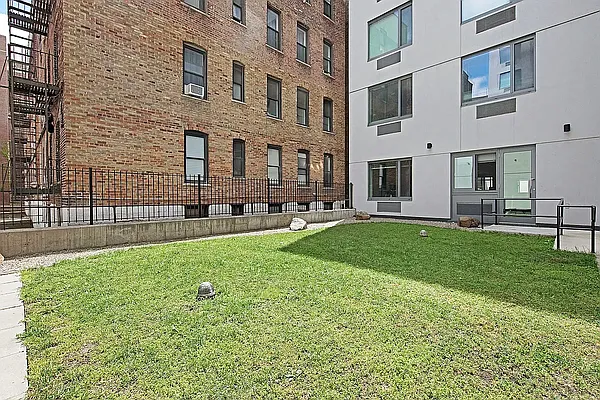 Rented by The Agency | media 9