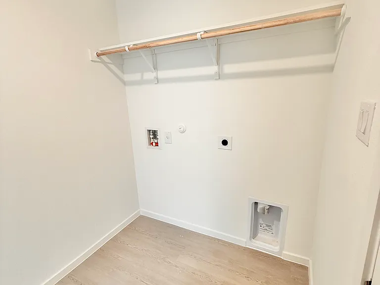 20910 Sumac Grv — Photo 5