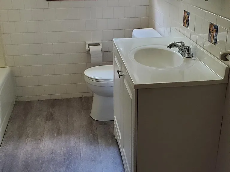 16 Valley St — Photo 10