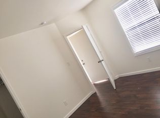 2914 W Vernon Ave #2912-3/4, Los Angeles, CA 90043