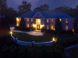 550 Hampton Hill Rd, Franklin Lakes, NJ 07417