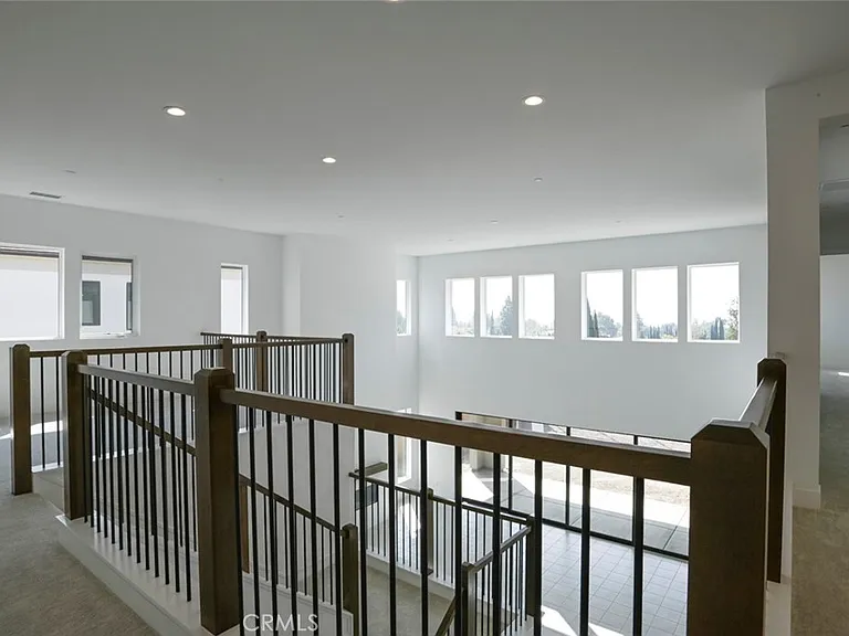 20552 Edgewood Ct — Photo 34