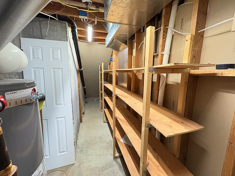 428 N 1200 E — Photo 53