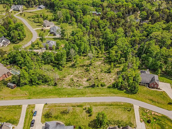 5th image of 2905 Salt Lick Rd