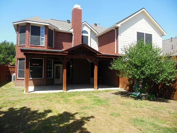 2nd image of 3614 Waynoka Dr