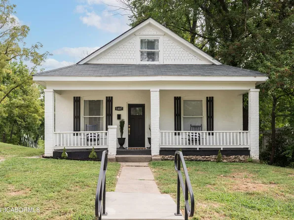 1407 E High St, Jefferson City, MO 65101