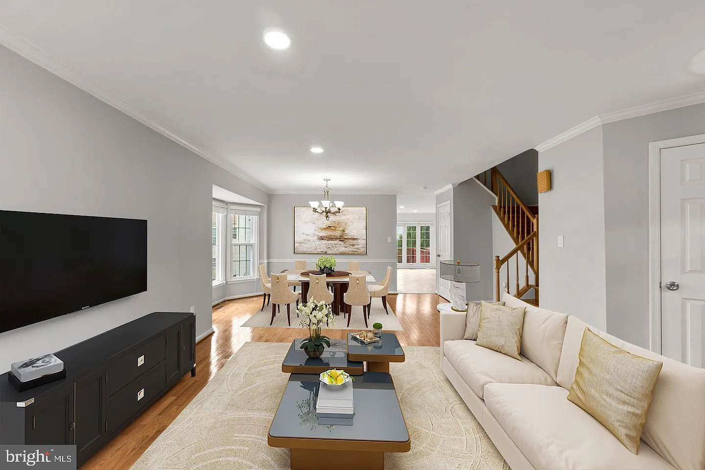 3 bed, 3.5 bath, 2352 sqft, $3,100 — Photo 4