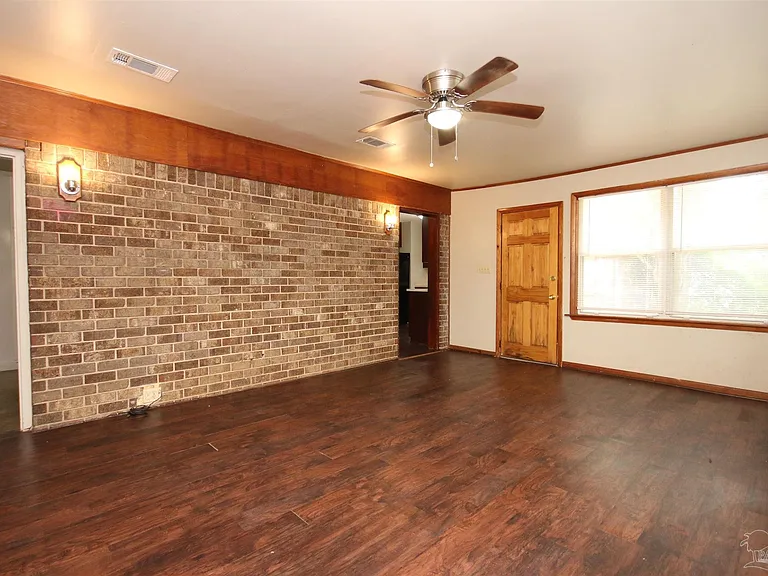 4745 Praline Ln — Photo 10
