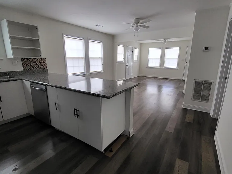 2652 Old Steele Creek Rd — Photo 7