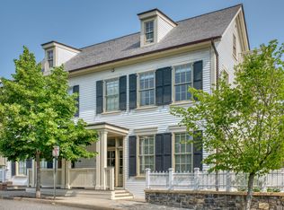 12 Sage St, Sag Harbor, NY 11963