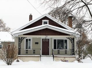 910 Elliott St SE, Grand Rapids, MI