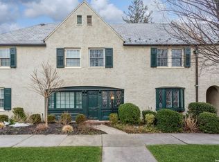 17 Franklin Ct, Garden City, NY 11530