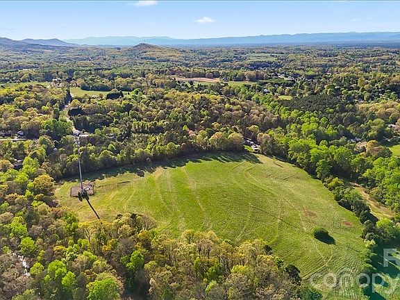 2nd image of 2923 Doc Pugh Rd