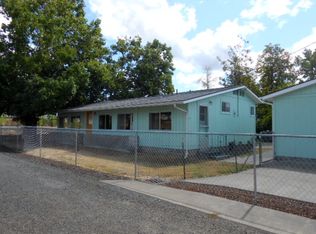 3402 Carnes Rd, Roseburg, OR 97471