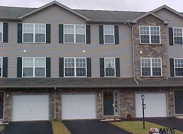 2nd image of 1040 Matthew Dr