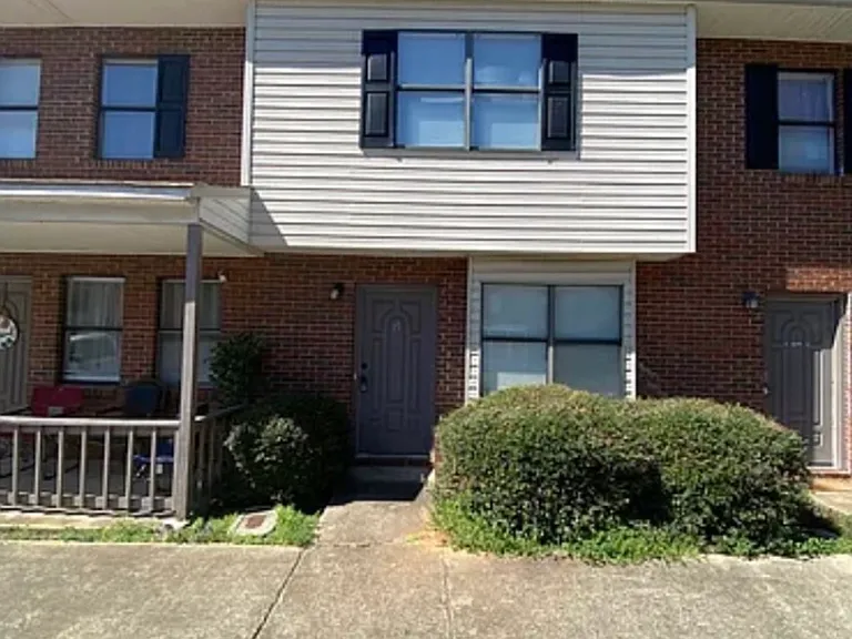 420 Simpson Rd #14 — Photo 1