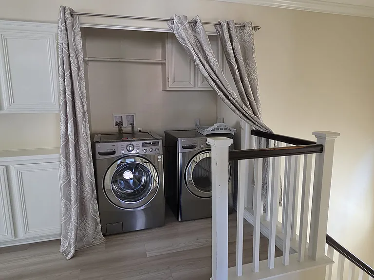 Upstairs Washer/Dryer