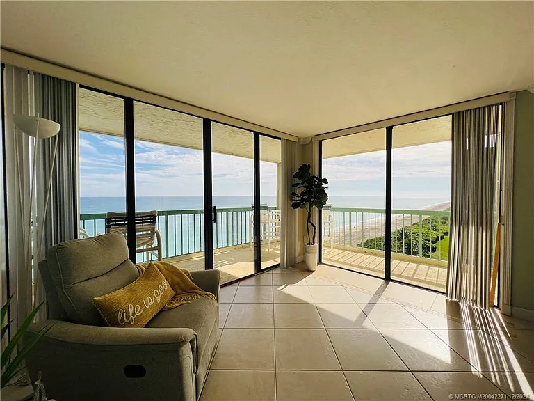 9900 S Ocean Dr #810 — Photo 36