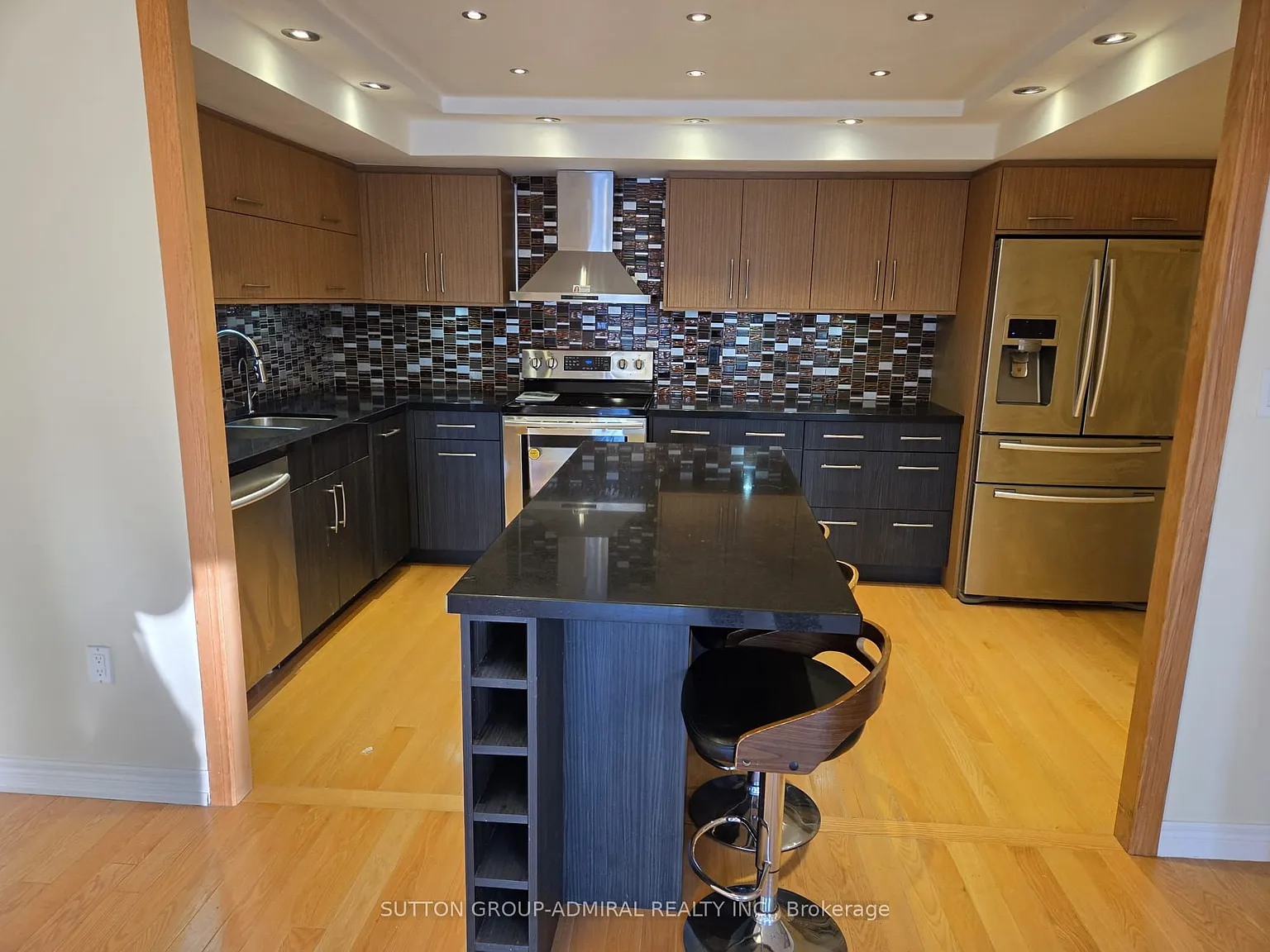 3 bed, $3,400 — Photo 3