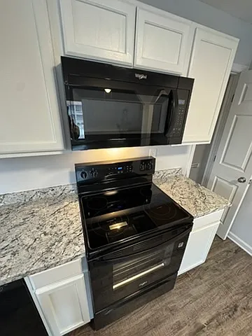 Sunrise Valley Apartments — Photo 34