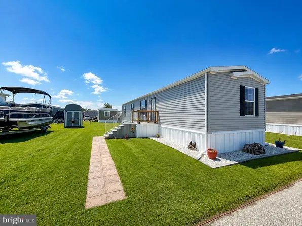 38345 Squirrel Rd, Ocean View, DE 19970
