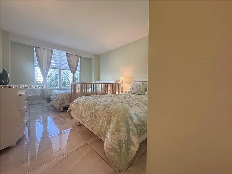 3800 S Ocean Dr #519 — Photo 31