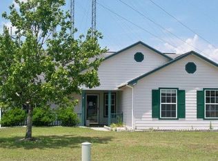 1416 Lakes Blvd E, Kingsland, GA 31548