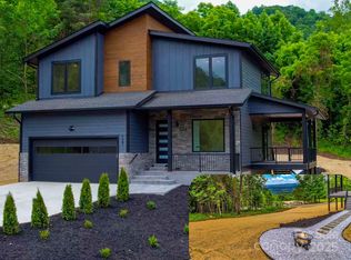 127 View Ridge Pkwy, Leicester, NC 28748