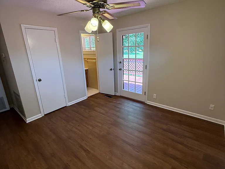 3223 Mountain View Dr — Photo 25