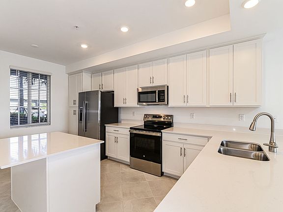 4th image of 5527 Double Eagle Cir #3814
