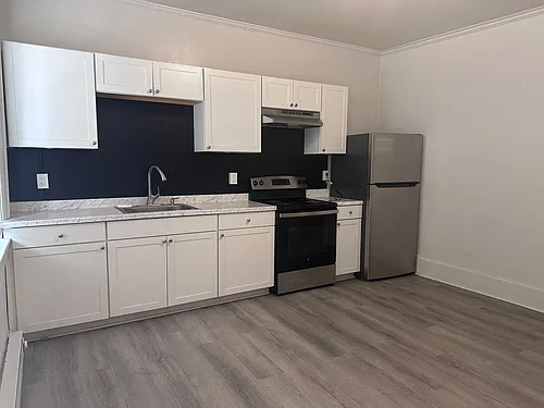 422 W Orange St Photo 1