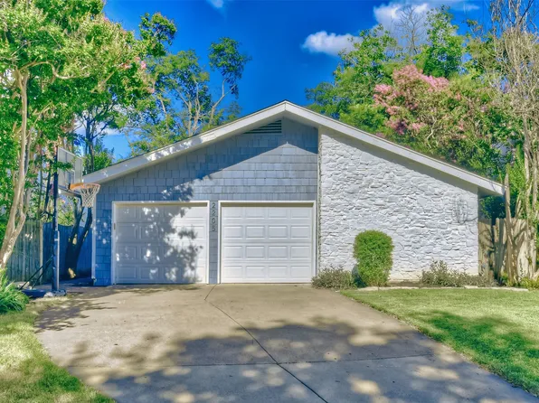 2205 Chelsea Rd, Fort Worth, TX 76103