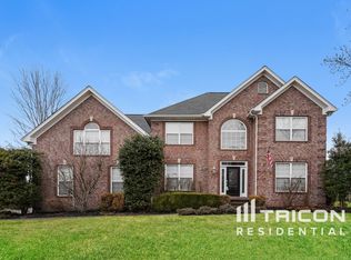 105 Crooked Creek Ct, Hendersonville, TN 37075