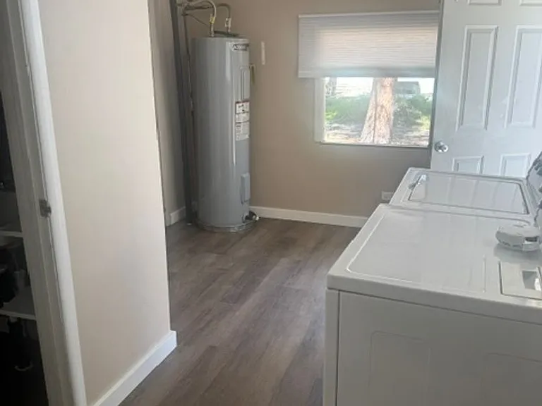 410 W Bullion St — Photo 9
