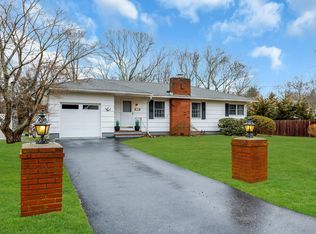 7 Howell Pl, Speonk, NY 11972