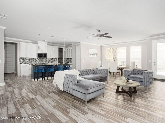 5th image of 8001 Zoe Dr