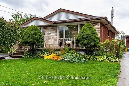 151 Nugent Dr #UPPER Photo 1