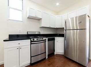 218 21st St #2A, Brooklyn, NY 11232