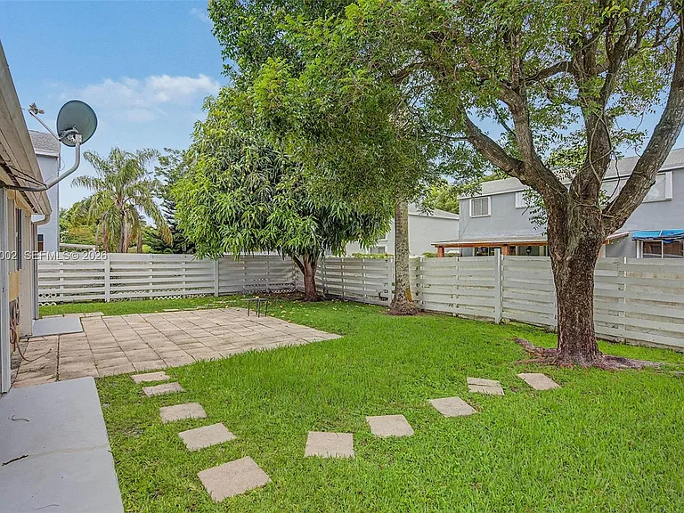 13765 SW 145th St — Photo 24