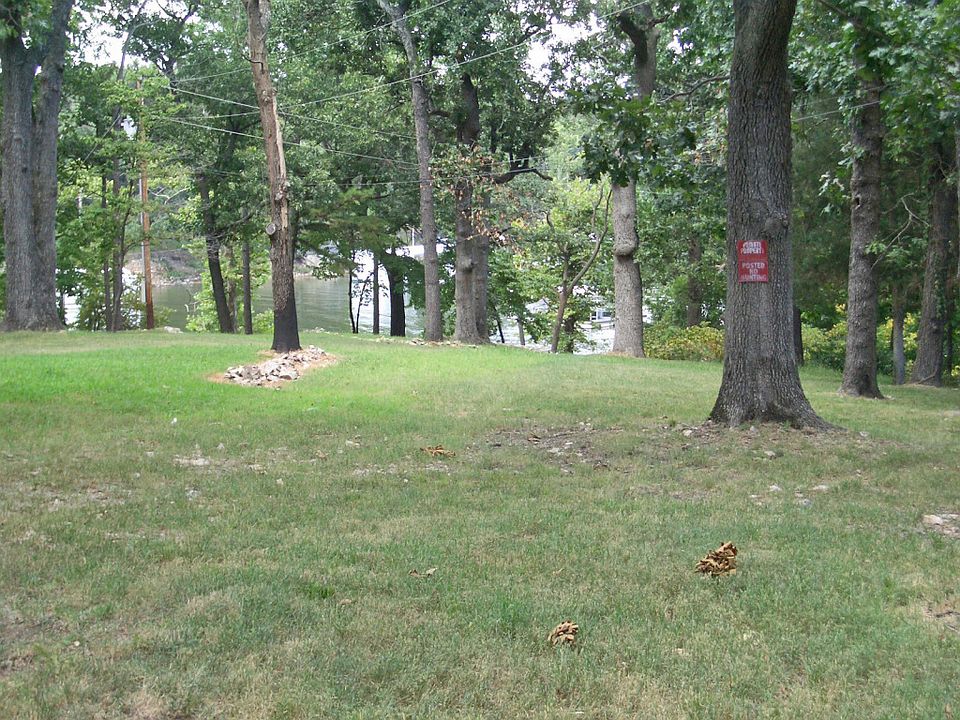 1st image of 13 Cherokee Yacht Club Cir