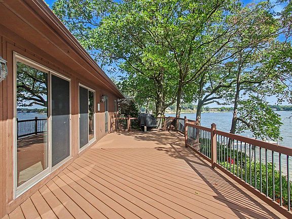 5th image of 16061 Harbor View Dr
