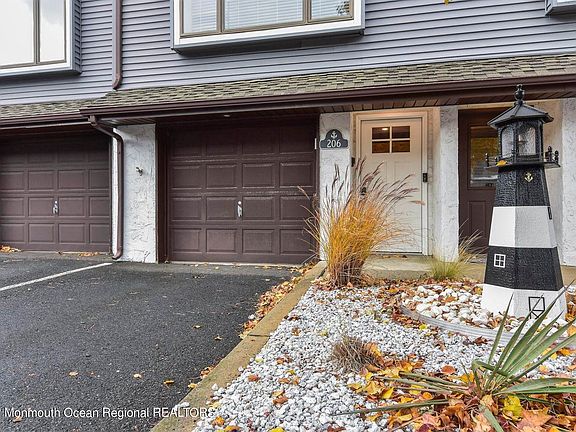 5th image of 206 Marina Dr #16