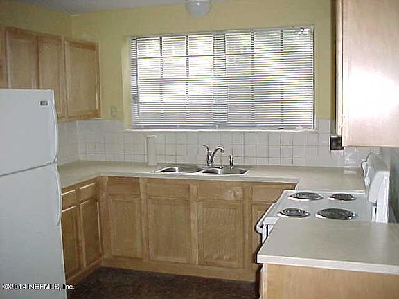 5th image of 2849 Herschel St APT 1