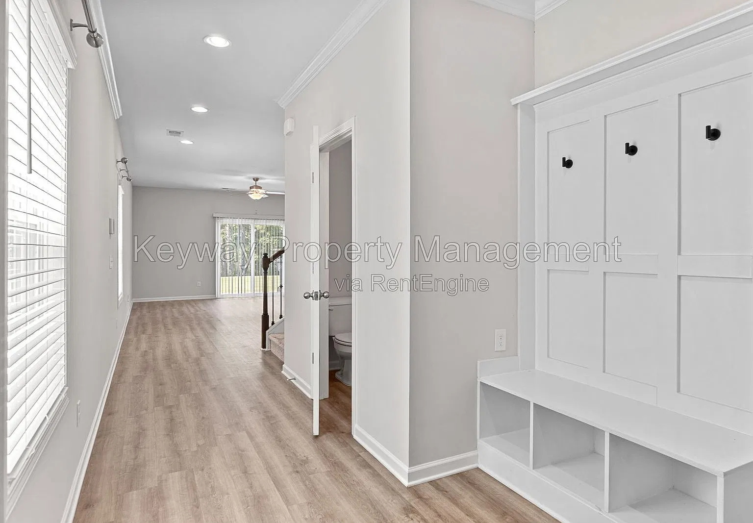 3 bed, 2.5 bath, 2013 sqft, $1,950 — Photo 3