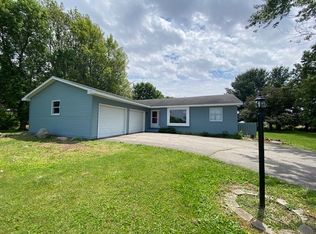 2494 E Clarksville Rd, Westfield, IL 62474